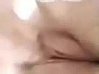 gf show and masturbate + squirt