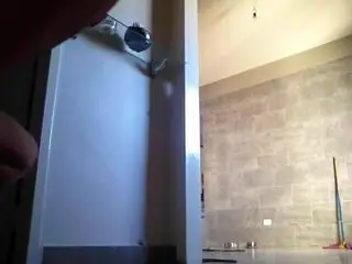Lady G. Pissing