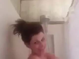 old chic tryin to stay young by fucking any guy!