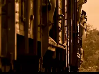 ANOUK GRINBERG NUDE