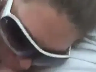 Cum Swallowing while driving On The Highway