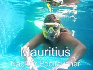 Mauritius Diving lessons in the pool