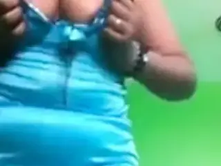 hot ara chubby dancing