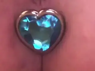 MILF with anal plug cums hard