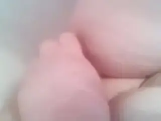 Amiga gorda caliente se pajea