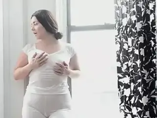 chubby stepmom toys pussy