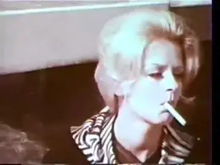 Vintage: Pretty Beach Blonde