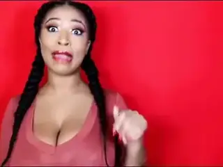 HeyParis busty You Tuber
