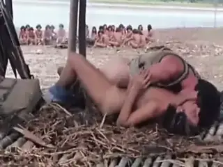 canibal Holocaust Hot Scene