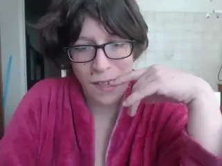 femme couchonne cousine