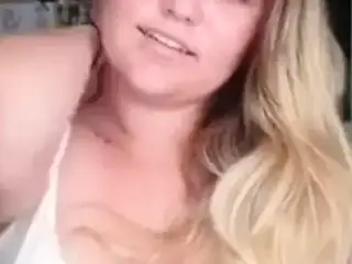 sexy chubby blonde