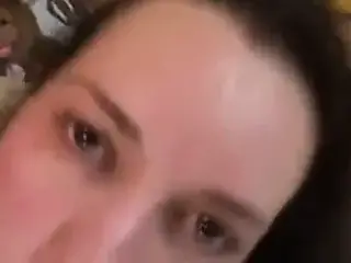 CHUBBY GIRL NEED SEX...usb