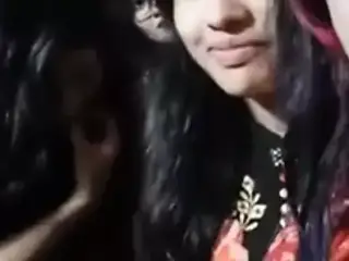 sexy girls doing selfies 4.mp