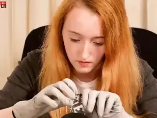 GlovesLover present SIlver Latex Gloves 1 (2018)