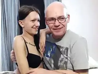 family cam show F & D