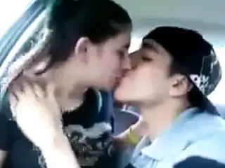 you  like  kissing  lips