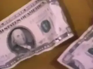 Vintage: Diamond Clip  Tong Whore