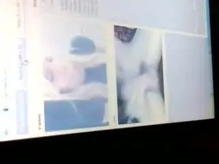 Hot Australian Webcam Flash Tits