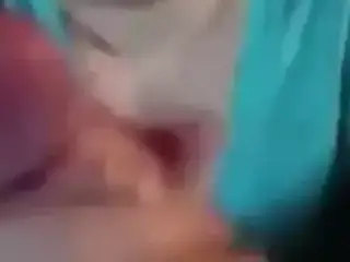 5 star Amateur chubby gives bwc good handjob
