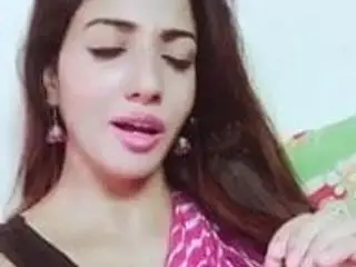 sexy girl doing selfies 29.mp4