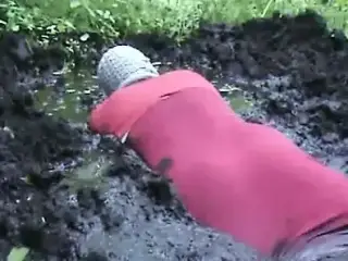 mud dress 29