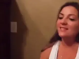 worshiping her own feet
