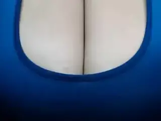 BBW Wearing Jeans