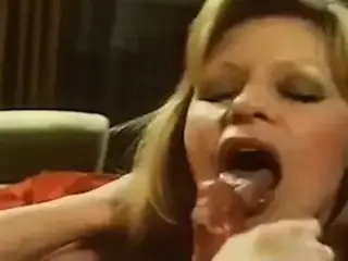 Vintage pornstar gets fucked in hardcore threesome