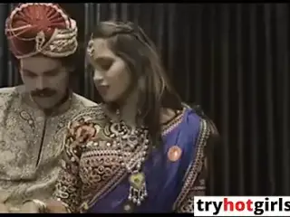 Suhagrat Ke Dushre Din Bhabhi Ko Devar Ne Choda