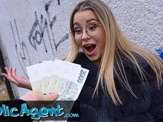 Public Agent – Hot looking MILF in Glasses has a perfect body for a hard quick pov fuck