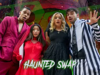 The Haunted House of Swap by SisSwap Featuring River Lynn & Amber Summer - TeamSheet Halloween