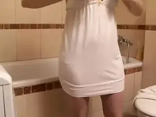 Granny orders herself boy and lets herself be fucked really