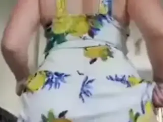 Homemade slut wrecking her ass