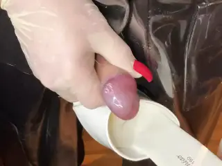 75 Cumshots on High Heels