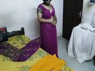 Indian housewife puts her husband's penis in her mouth