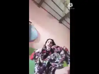 Zareen Baji recording her fingering her pussy for her lovers