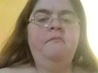 Piggy Sucking than eating the carrot