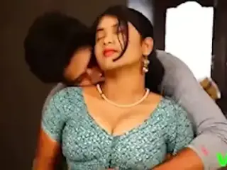 Lund ki Pyaasi ladki ne bhai se chudai ki