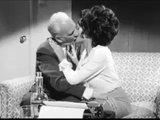 Passionate Kisser – Grandpa Has Hotel Fun