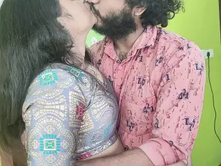 Vaishnavy hot saree navel hole lick and suck by Sharun Raj, Navel lick romance in saree with hot boobs press and lip lock