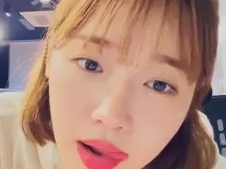 Yoojung's Tempting Tongue Play
