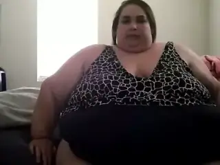 GoG: squeezes into her tight hippo sized swimsuit