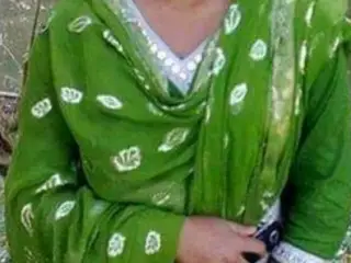 Ghar me aayi sali ki chudayi