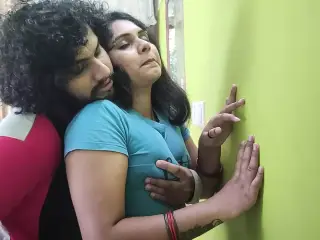 Tacks and t shirt romance with pussy fingering of Vaishnavy and Sharun Raj, Mallu hot couple fingering romance, Hot couple love