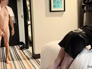 Latina maid gets screwed by guest in a Spanish hotel