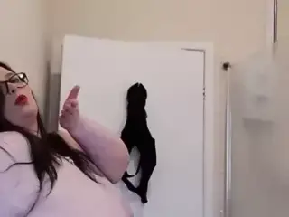 Sexy SsBBW Fat Girl Does Strip Jiggle