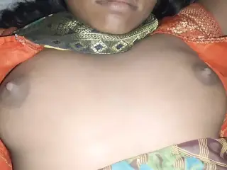 Desi housewife hot mouth 👄 locking cock