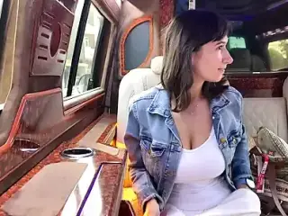 Spontaneous blowjob in a taxi ended with a huge mouth cumshot