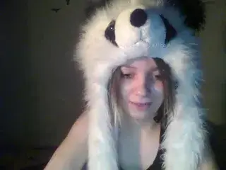 Girl communicates in a chat and fucks her pussy