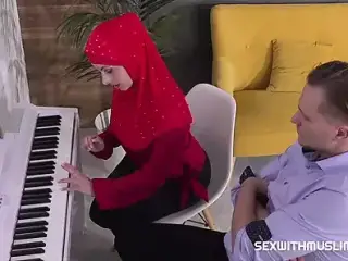 She fucks better than she plays the piano